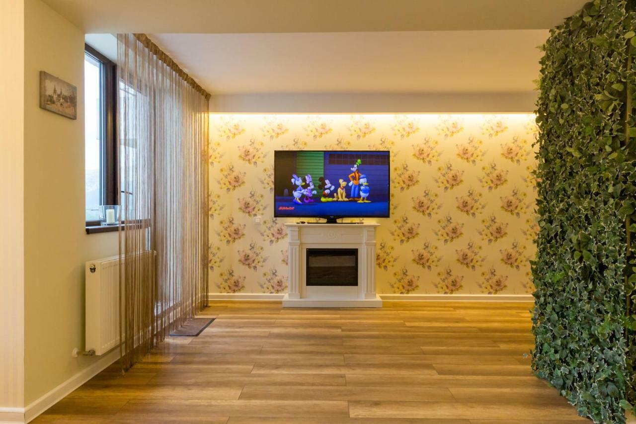 Apartament Carol *